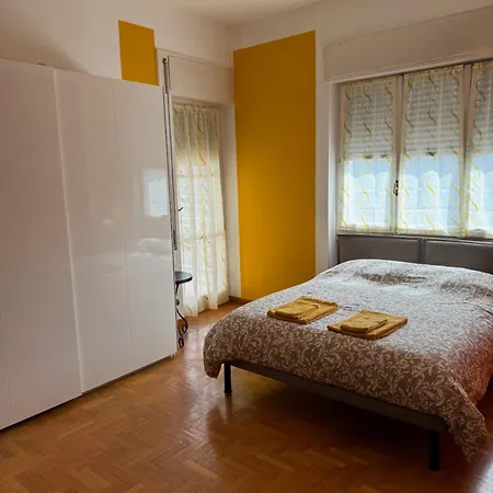 Isola Flat Apartment Milan